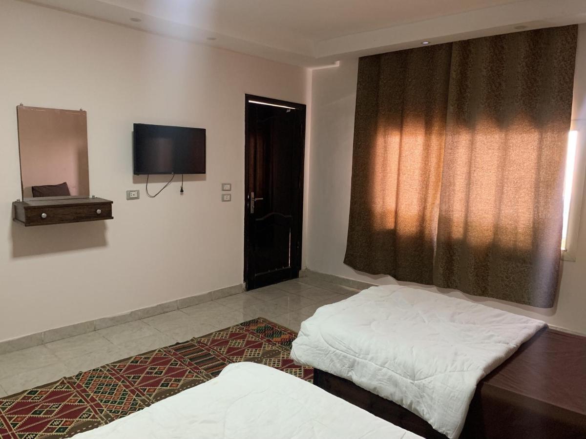King Khufu Pyramids View Hotel Kafrat al Jabal Ngoại thất bức ảnh