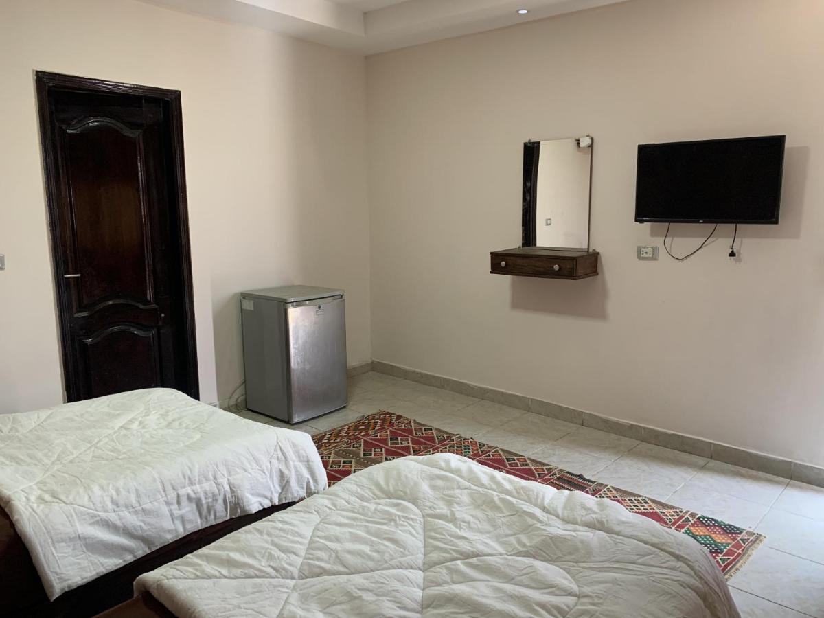 King Khufu Pyramids View Hotel Kafrat al Jabal Ngoại thất bức ảnh
