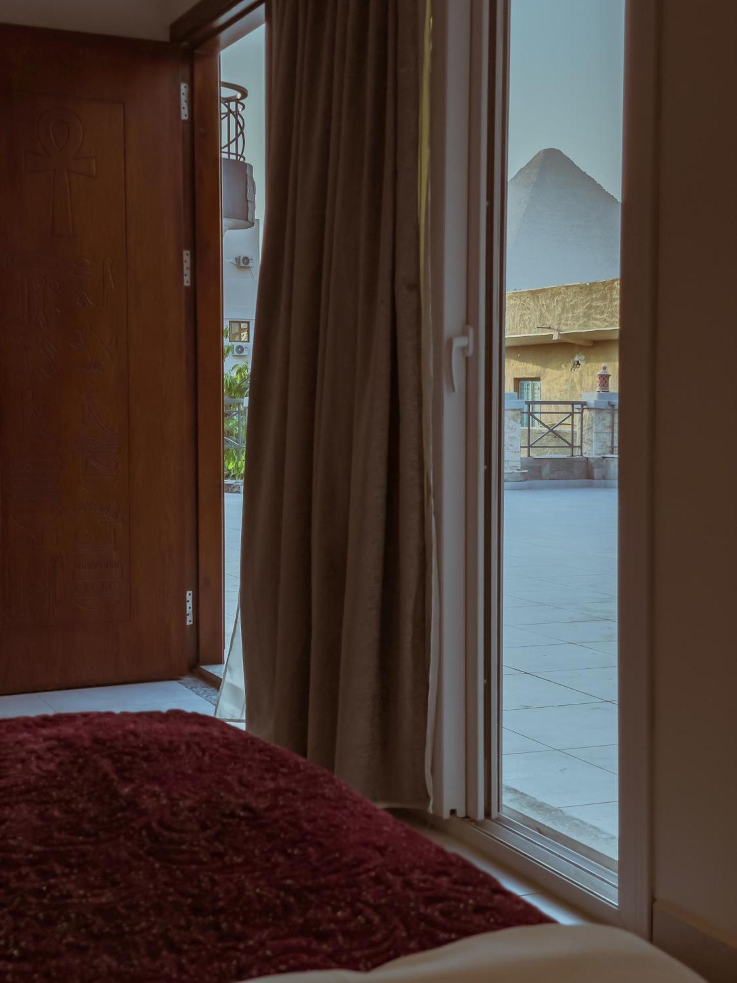 King Khufu Pyramids View Hotel Kafrat al Jabal Phòng bức ảnh