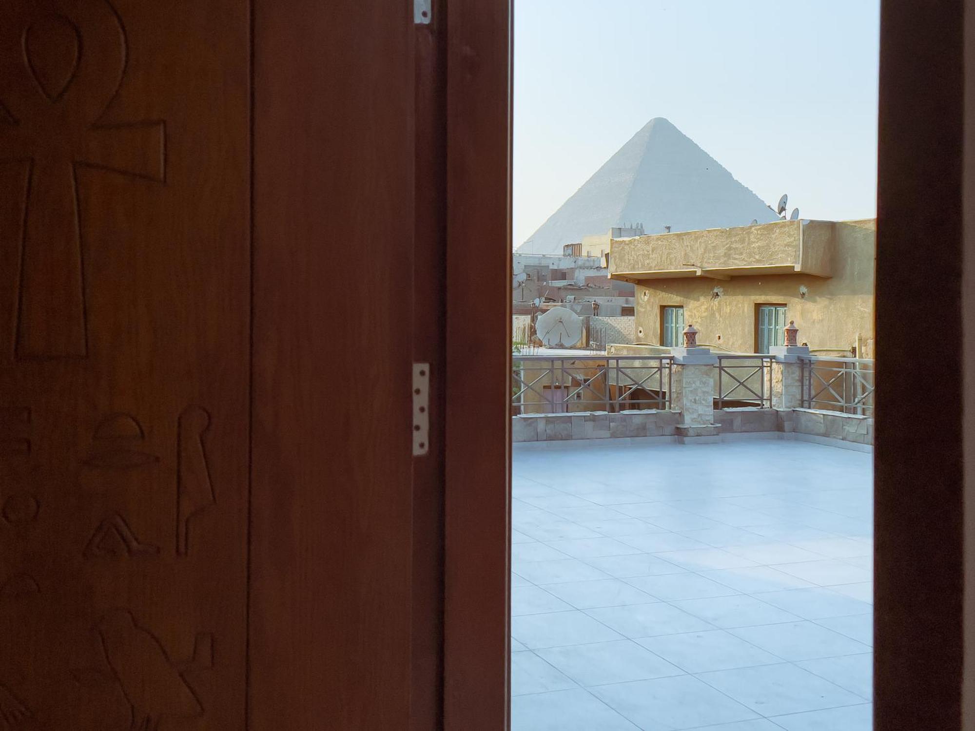 King Khufu Pyramids View Hotel Kafrat al Jabal Phòng bức ảnh