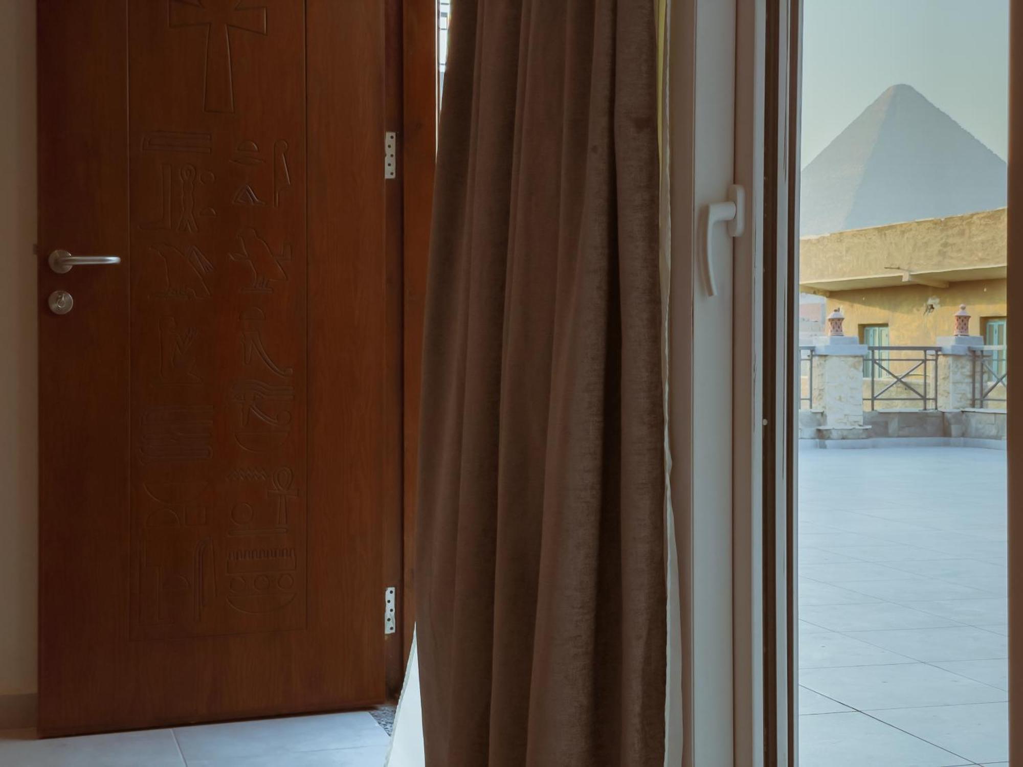 King Khufu Pyramids View Hotel Kafrat al Jabal Phòng bức ảnh