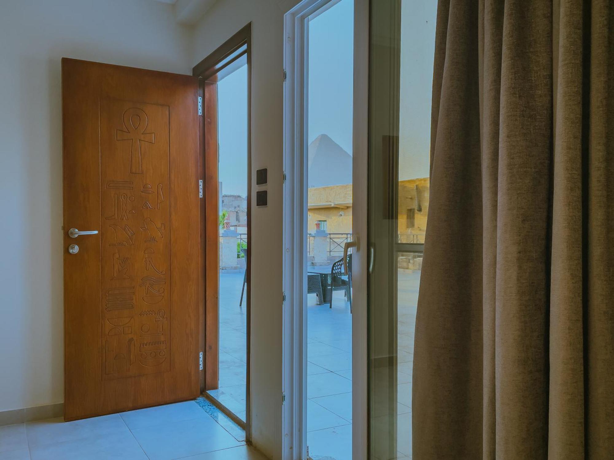 King Khufu Pyramids View Hotel Kafrat al Jabal Phòng bức ảnh